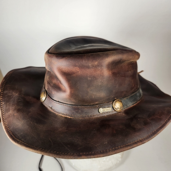 Outback Trading Co. Other - OUTBACK TRADING CO Cowboy Hat Men's Medium Brown Oiled Leather Cheyenne Western